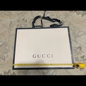 Gucci shopping bag